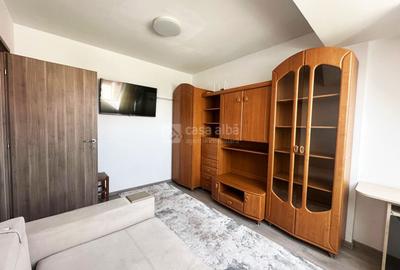 Apartament cu 2 camere decomandat, mobilat în Gară