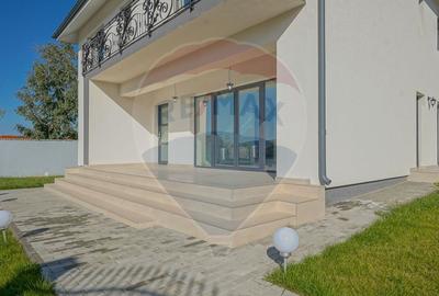 Casă modernă Bunloc, vedere Bucegi, 186 mp, comision 0 - 6