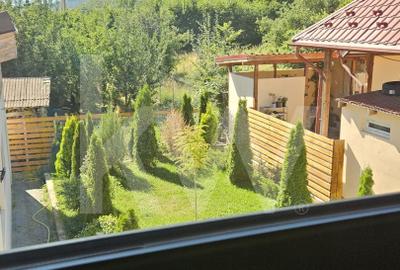 Casă modernă de închiriat, cu garaj generos – Tocile, Sadu - 10