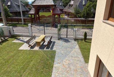 Casă / Vilă cu 5 camere de vânzare - 25
