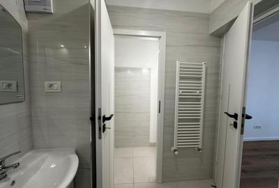 Apartament complet renovat cu 4 camere - 18