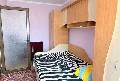 De vanzare apartament cu 3 camere, micro 38, et. 3, 63.000 euro - 4