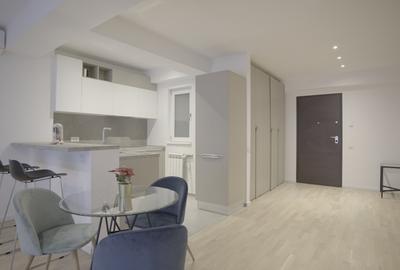 Apartament cu 3 camere semidecomandat, mobilat în Șoseaua Nordului