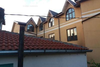 Vila D+P+1+M, zona Centru Istoric - 1