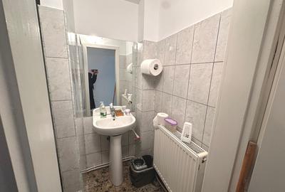Spațiu comercial de închiriat – Zona Cetate, 35 mp utili. - 3