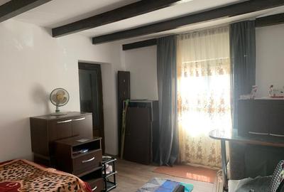 Casă + teren 1600 mp – Ulmeni, Buzău - 1