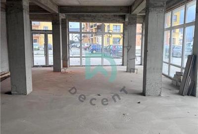 Inchiriere spatiu comercial 100 mp cu vitrina stradala - SELIMBAR - 1