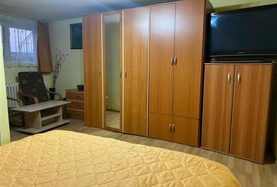 Apartament la casa cu 2 camere in Lazaret - 10