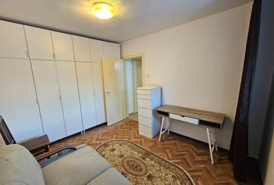 Apartament cu 2 camere semidecomandat, mobilat în Militari
