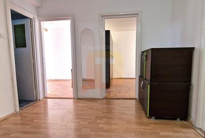 Apartament 3 camere decomandat, etaj 3/4, zonă Calea Romanului - Baie mare unifi - 4