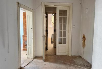 Investitie in Dorobanti - Vila cu balcoane frantuzesti - Structura din beton - 2