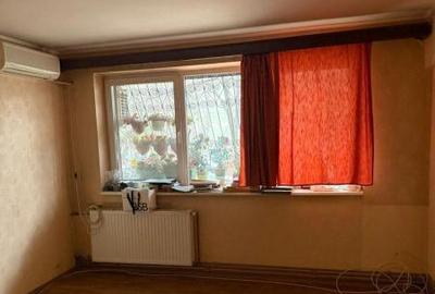 Apartament 3 camere centrala proprie metrou Favorit - 1