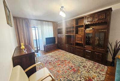 Apartament cu 2 camere decomandat, mobilat în Ultracentral