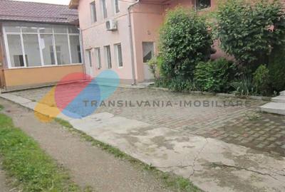 Apartament la casă cu curte și loc de parcare – zonă ultracentrală - 3