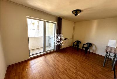 Apartament 3 camere de vanzare Pacurari