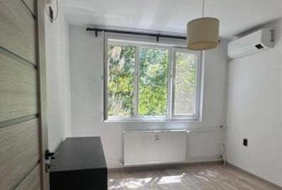 Apartament 3 camere decomandat in bloc de 4 etaje metrou Romancierilor - 1