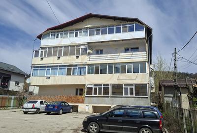 Apartament 3 camere Stefanesti - In Spate la Carrefour - 10