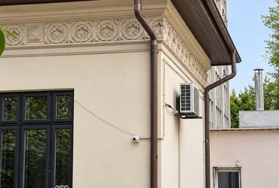 Investment property with character downtown Cismigiu park - 2