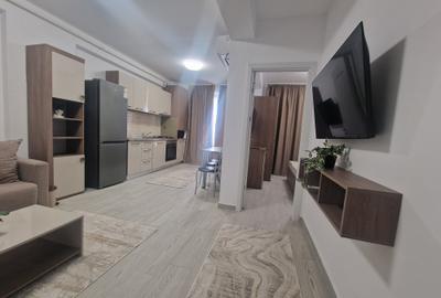 Apartament cu 2 camere semidecomandat, mobilat în Central