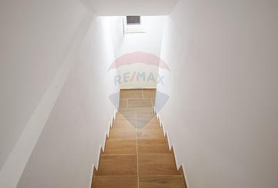 Casă cu 2 apartamente în Brasov, investiție sigură sau căminul ideal - 22