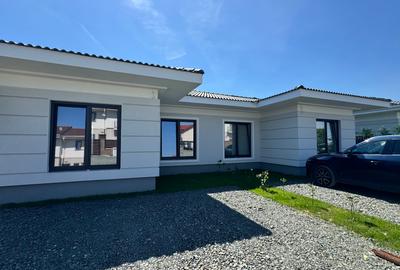 Duplex cu 3 camere în Moșnița Nouă