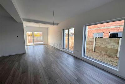 Comision 0 - Duplex finalizat - la asfalt - zona excelenta - canalizare - 10