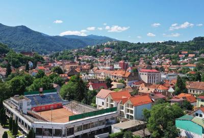 2 camere cu curte | Bloc Nou |Centrul Istoric, ideal investitie - 12