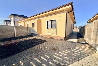Duplex 3 camere si 381 mp teren - toate utilitatile - Mosnita - 2