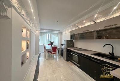 Apartament unic cu 3 camere de vanzare in zona Rogerius - Oradea - 1