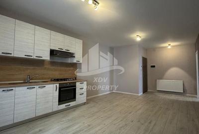 Apartament 4 camere decomandat , 2 bai, 2 balcoane,  90mpu , Parcare - 1