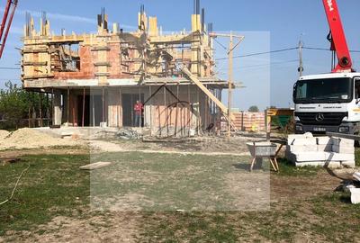 Vila de vanzare in Tunari I Gata de mutat I 4 camere 5 parcari  COM0% - 43