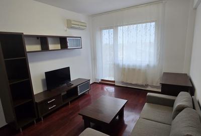 Apartament cu 2 camere decomandat în Take Ionescu