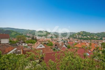 Casă cu priveliște panoramică în inima zonei Șchei – Strada Cotun, nr. 9 - 1