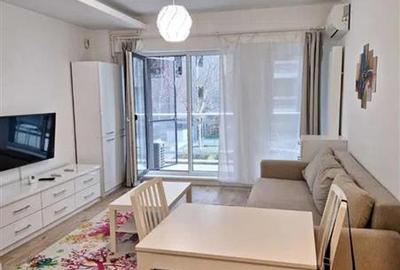 Apartament cu 2 camere semidecomandat, mobilat în Aviației