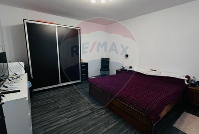 Casă / Vilă cu 4 camere de vânzare - 5