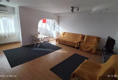 Apartament cu 3 camere decomandat în Ultracentral