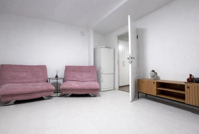1 Camera - renovat - Lipovei - 350€ - 1