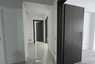 Apartament cu 2 camere decomandat în Drumul Taberei