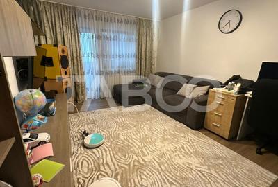 Apartament 4 camere decomandat 2 bai pivnita zona Strand Sibiu - 1