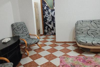 2 camere Titan - 3 minute metrou - 2