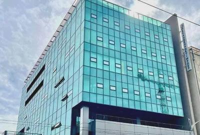 Birou, 309 mp în P-ța Romană