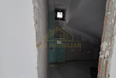 CASA INDIVIDUALA P+1+TERASA-PRIMARIE - 33