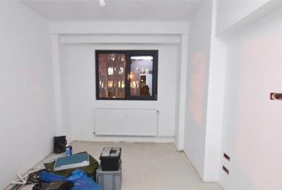 Ocazie ! Ap. 3 camere spațios | 3 min Metrou Tineretului | Decomandat | 2 băi - 4