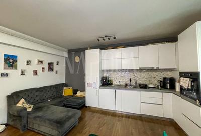 Apartament 3 camere de vanzare in Floresti - 2