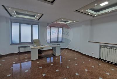 Spațiu de birouri de 1,054mp de închiriat în zona Bucureștii Noi - 32