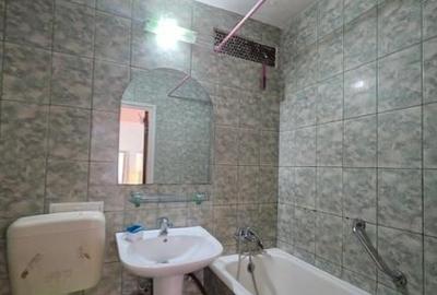 Titan/str.Codrii Neamtului,loc de parcare si boxa la subsol - 6