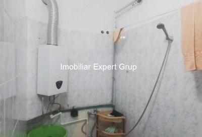 4 Camere: Calea Calarasilor-Popa Nan,curte - 9