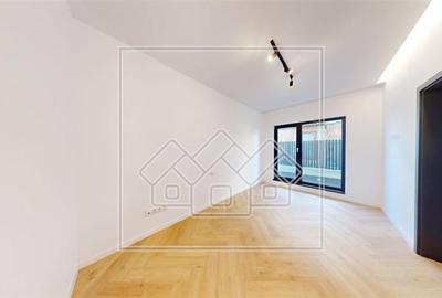 Apartament in Sibiu- 115 mp utili- 4 camere, 3 bai- 200mp curte libera - 22