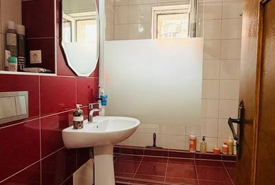 De vanzare apartament cu 4 cam dec. in Galati, piata Centrala, etaj5/7 - 11