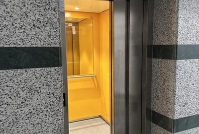 Apartament 2 camere Lux+ Loc de parcare in Bloc Nou zona Eminescu - 6
